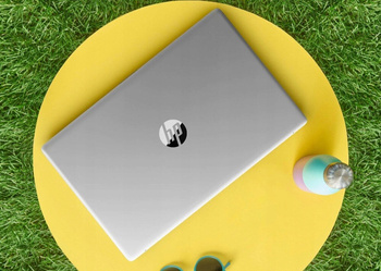 HP 17 AMD Ryzen 7 7730U DDR4 16GB SSD 1000GB Win11